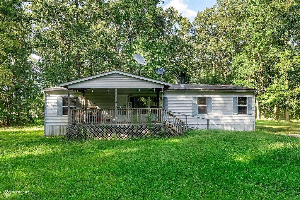 243 Cloverleaf Drive - Photo 1