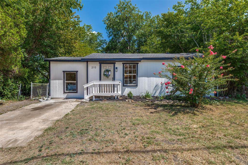 210 Neathery Street - Photo 1
