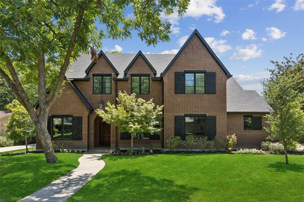 3016 Selma Lane - Photo 1