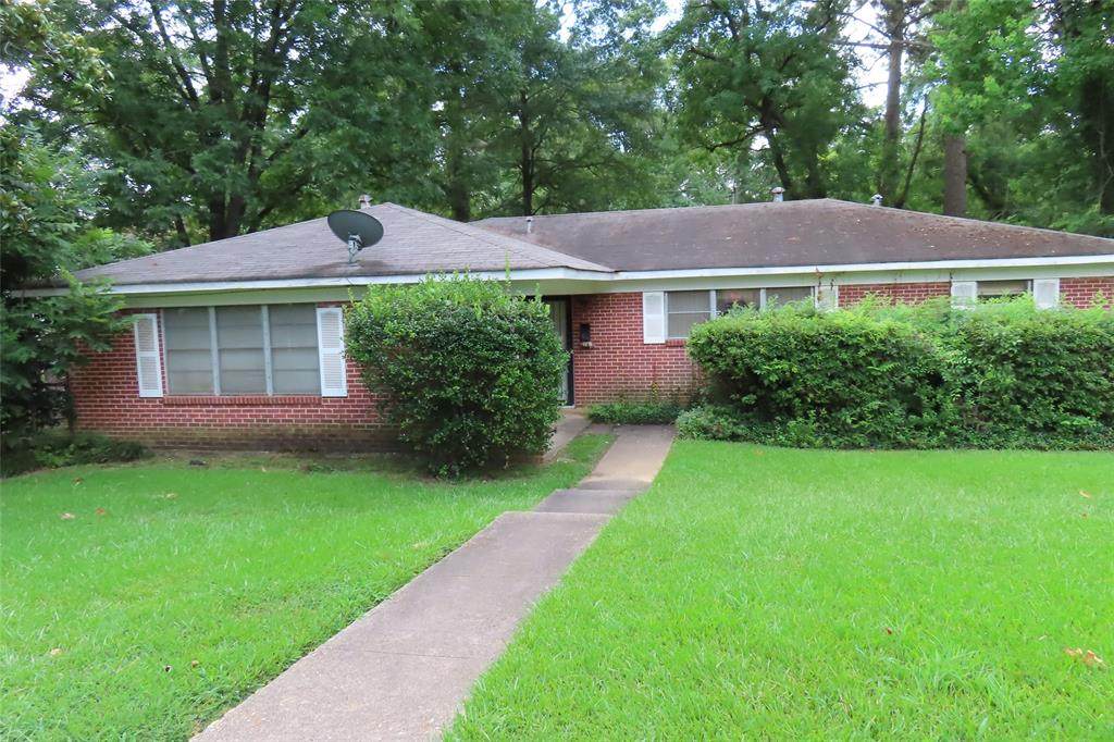 705 College Street - Photo 1
