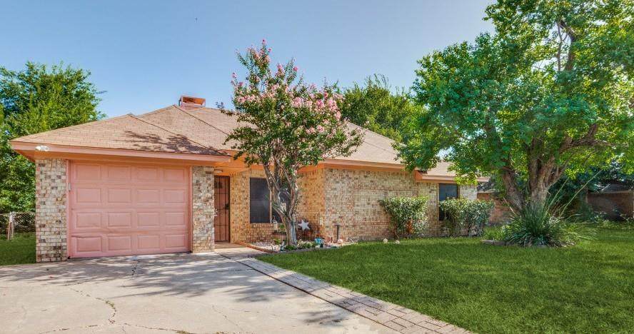 105 Mesa Moor Drive - Photo 1
