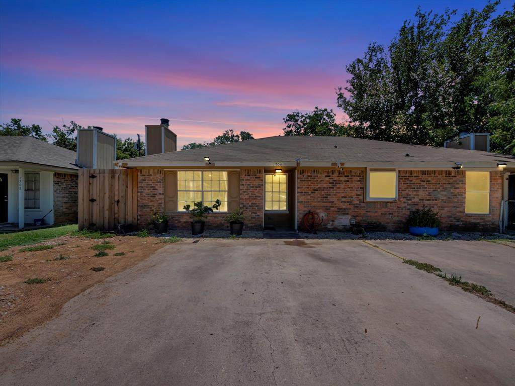 1706 Windsong Lane - Photo 1