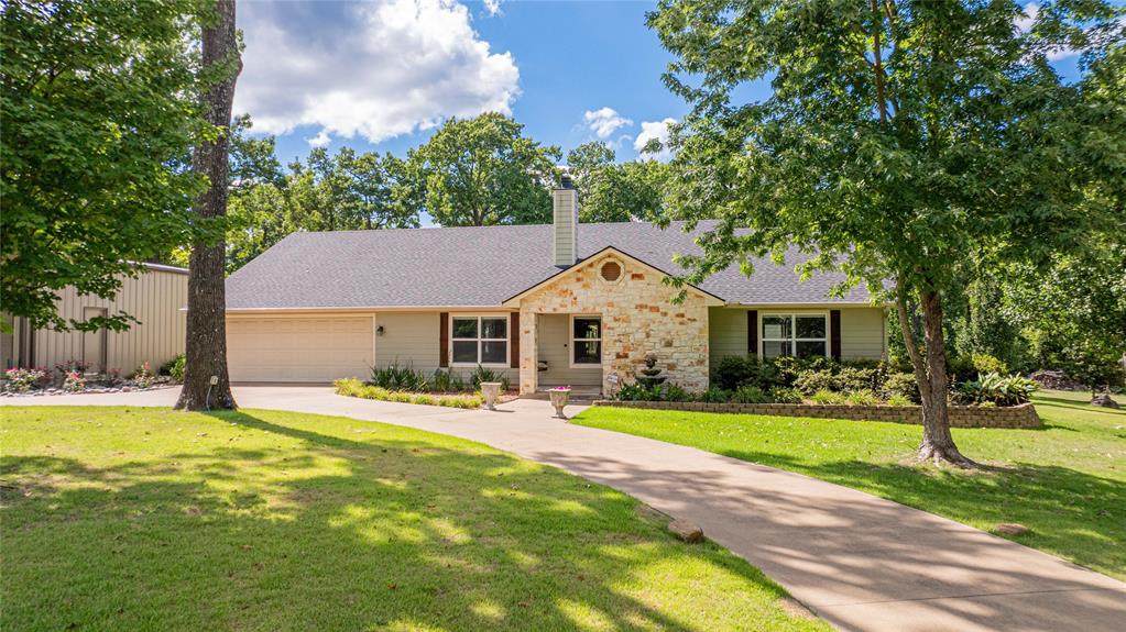 303 County Road 2310 - Photo 1