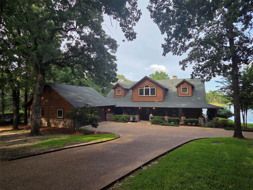 9033 Safari Shores Drive - Photo 1