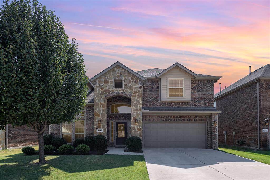 4317 Lakeview Drive - Photo 1