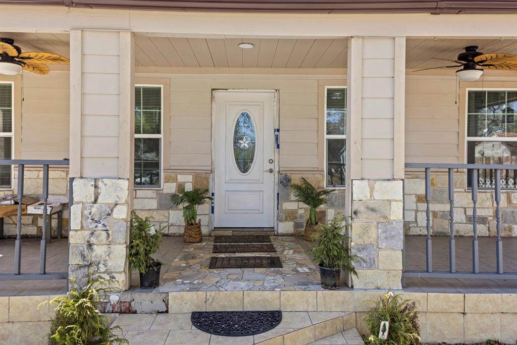 811 Ward Street - Photo 1