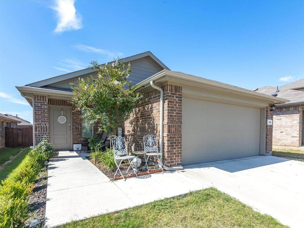 136 Greengate Drive - Photo 1