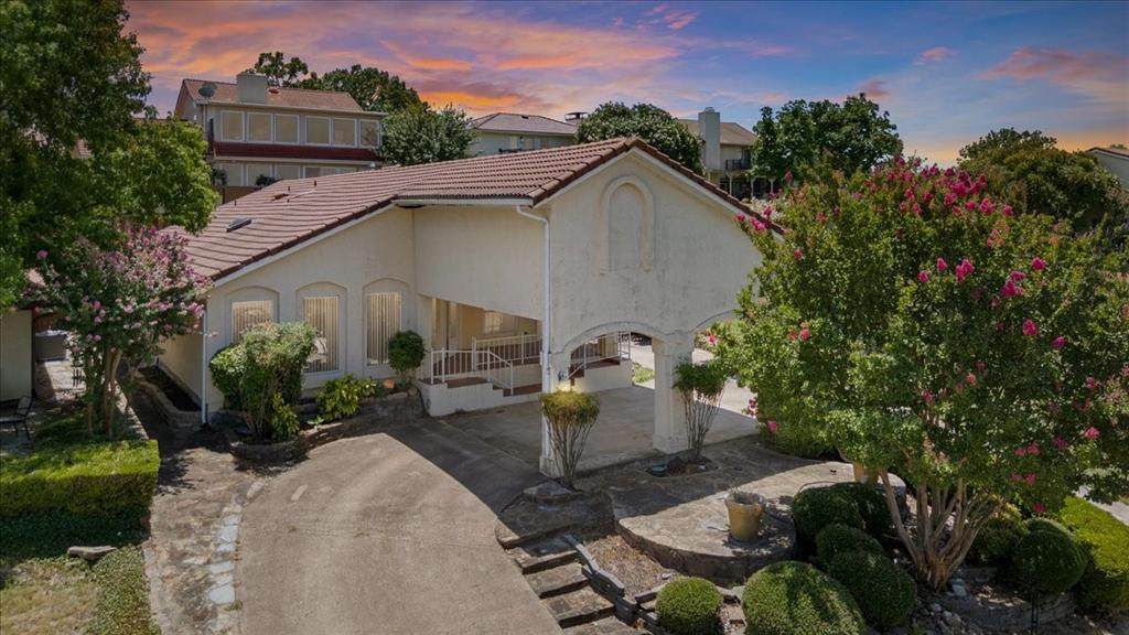 3615 Highpoint Drive - Photo 1