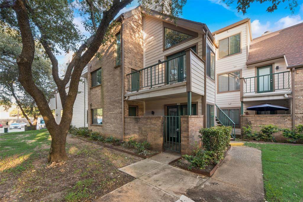 2307 Balsam Drive - Photo 1