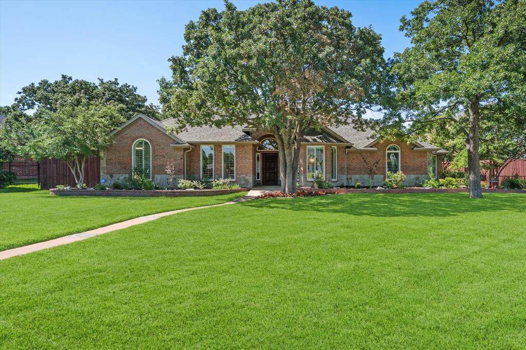 918 Shady Creek Drive - Photo 1
