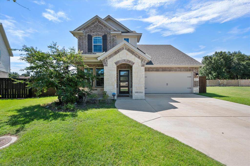 12 Dobbins Crossing - Photo 1