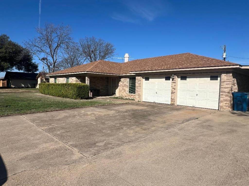 104 Highland Drive - Photo 1
