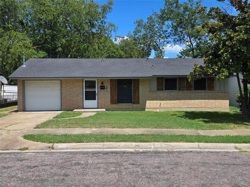 601 Hillside Drive - Photo 1
