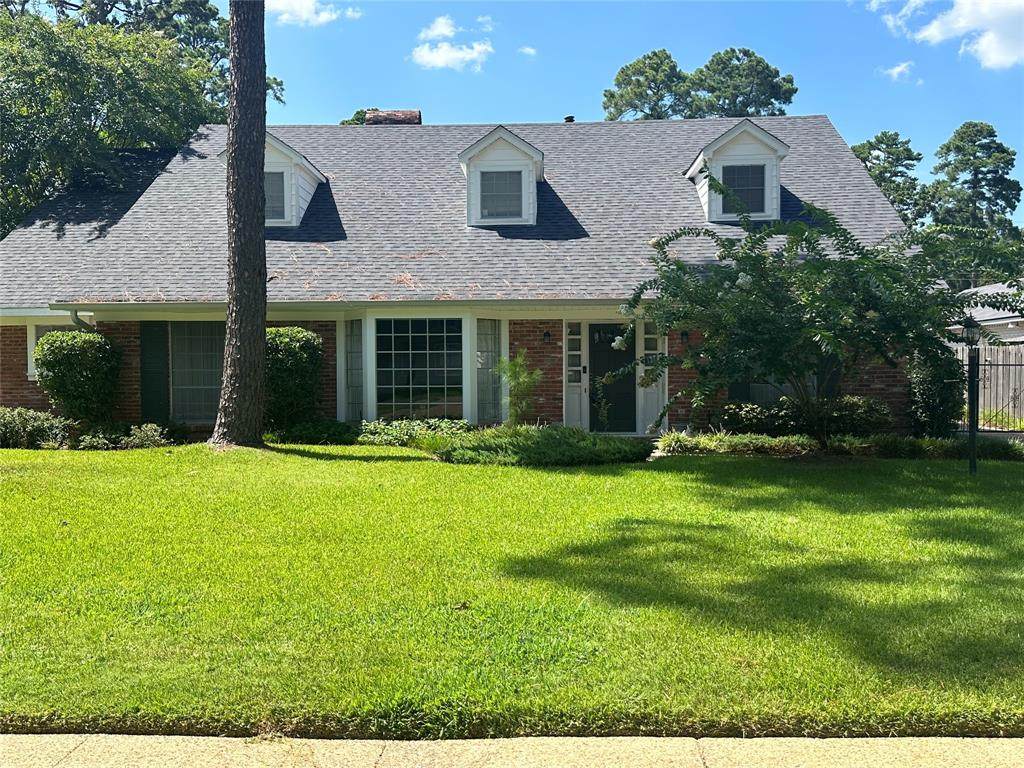 618 Balmoral Drive - Photo 1