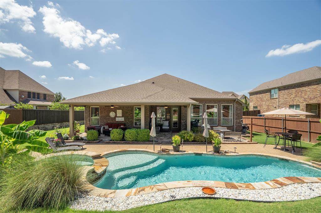 3912 Heritage Park Drive - Photo 1