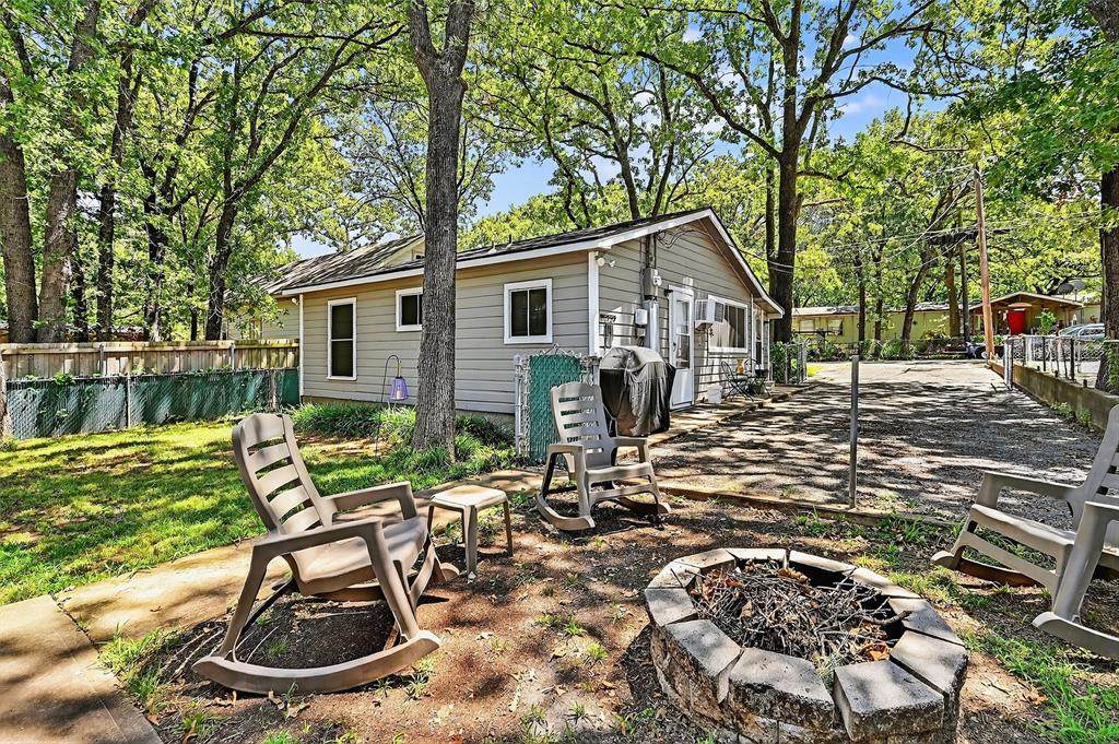 273 Sherman Drive - Photo 1