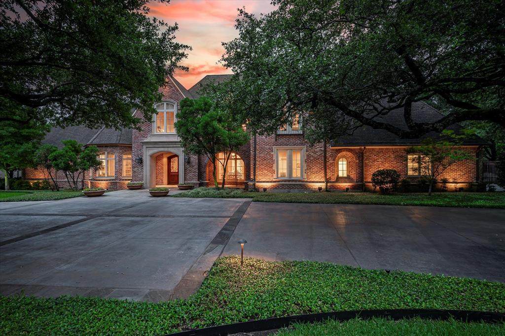 5630 Yolanda Circle - Photo 1