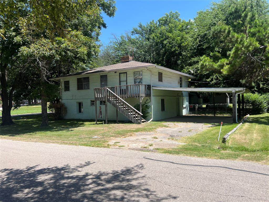 150 Gateway Drive - Photo 1