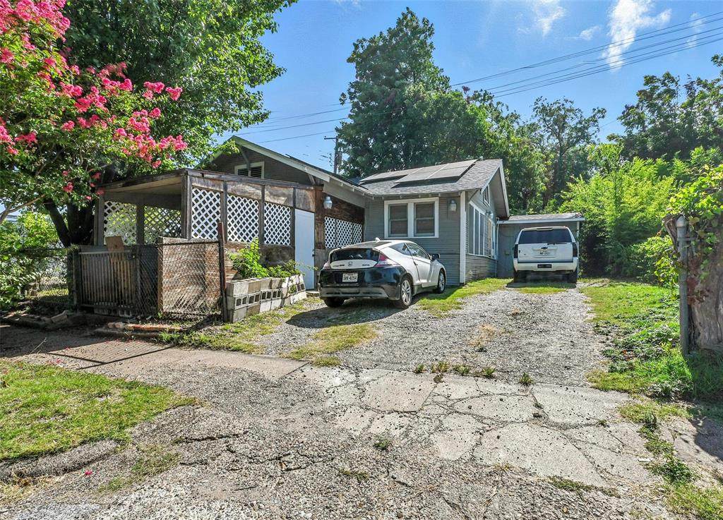 110 Marlborough Avenue - Photo 1