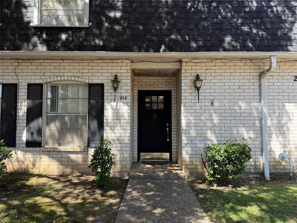 3730 Fairfield Avenue - Photo 1