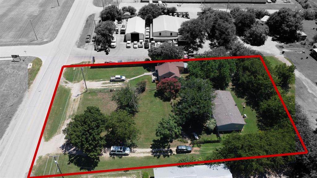1510 Hwy 1187 - Photo 1