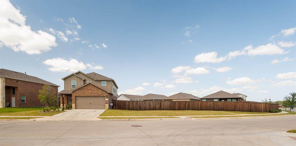 3539 Mildren Bend - Photo 1