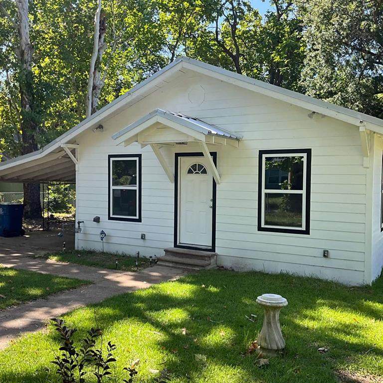 517 Front Street - Photo 1