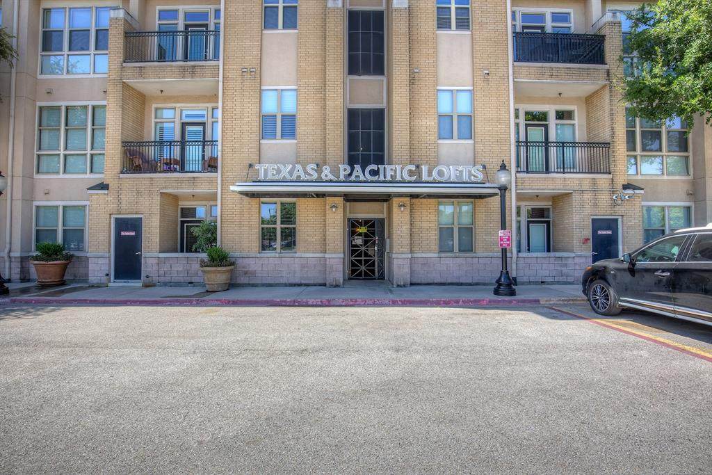 201 Lancaster Avenue - Photo 1