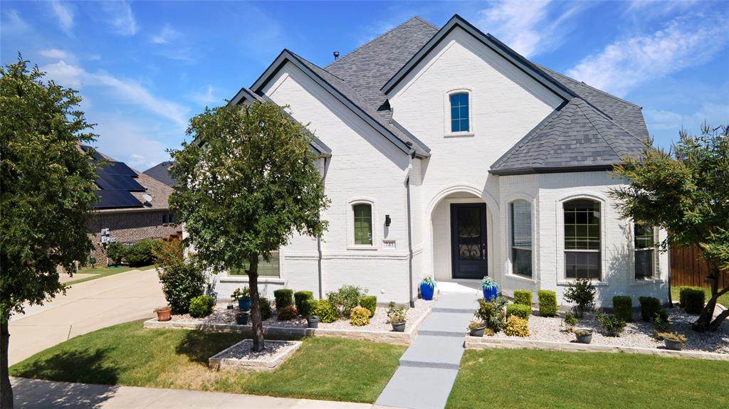 741 Almeda Lane - Photo 1
