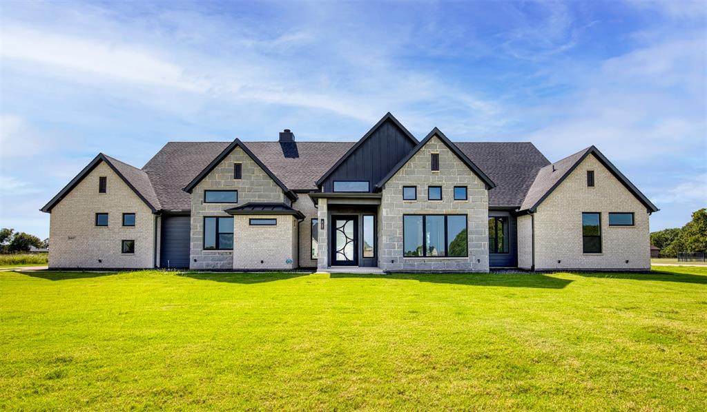 1407 Deerfield Drive - Photo 1