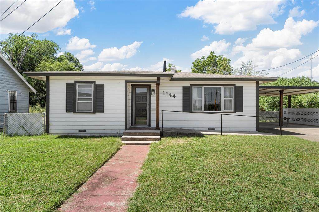 1144 Faulkner Lane - Photo 1