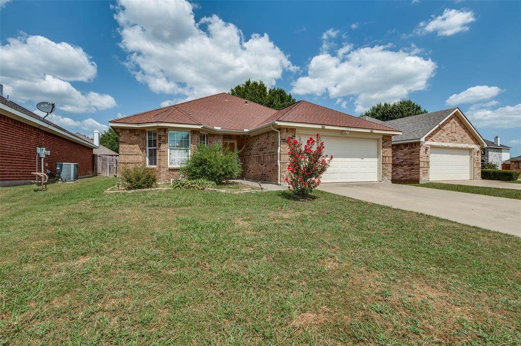 304 Creekside Way - Photo 1