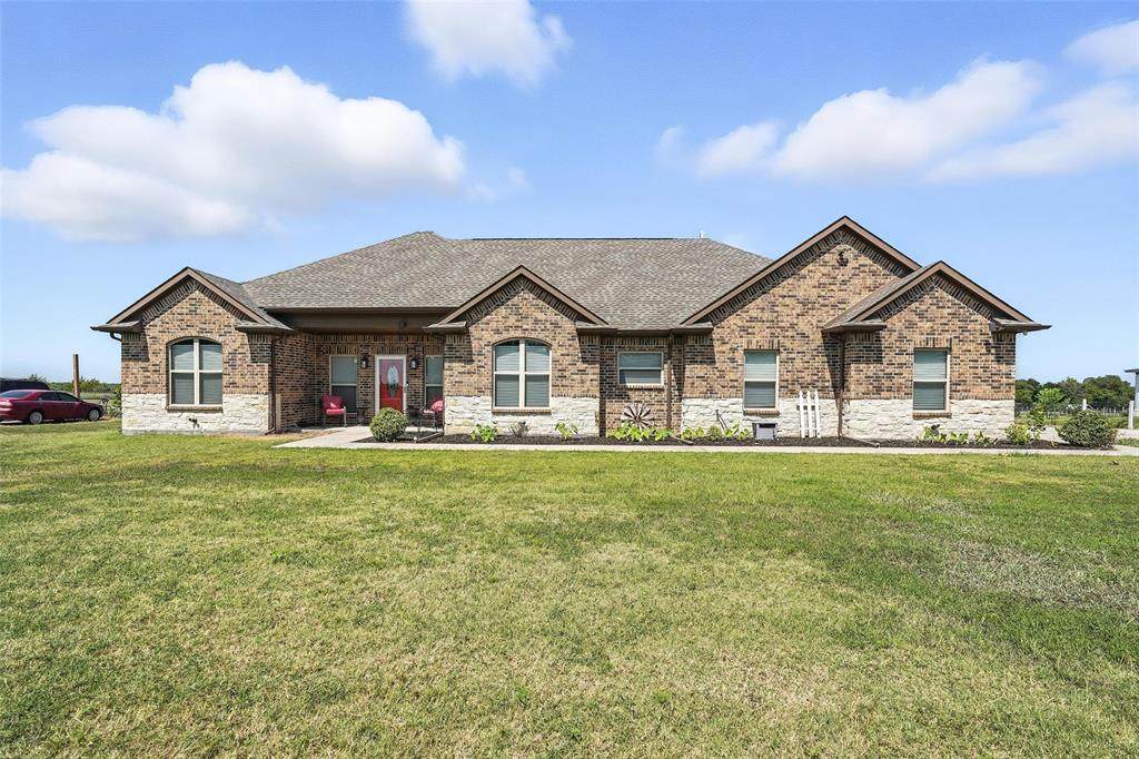 4436 County Road 1088 - Photo 1