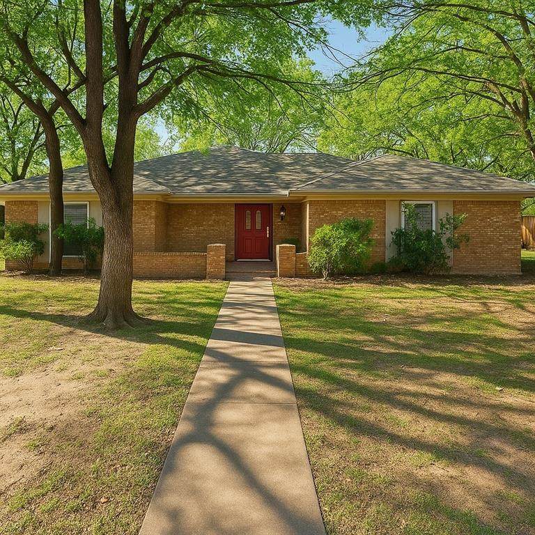 9 Fair Oaks Street - Photo 1