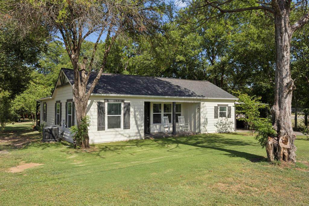 1213 Franklin Street - Photo 1