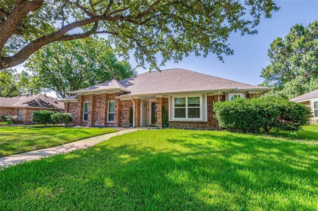 1904 Oakbluff Drive - Photo 1