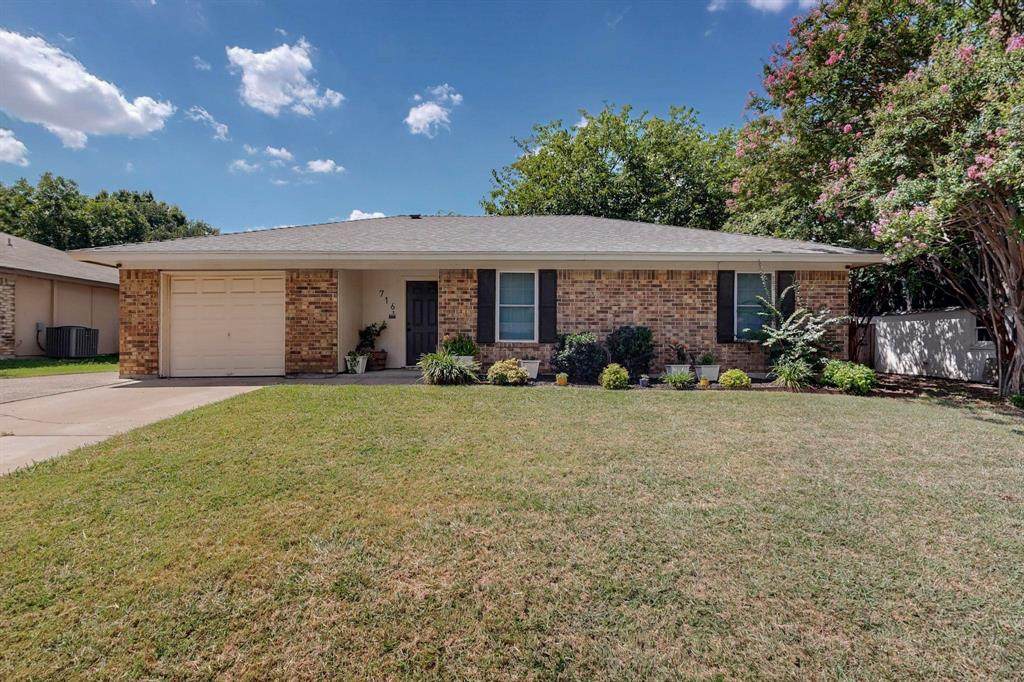 716 Vaughn Drive - Photo 1