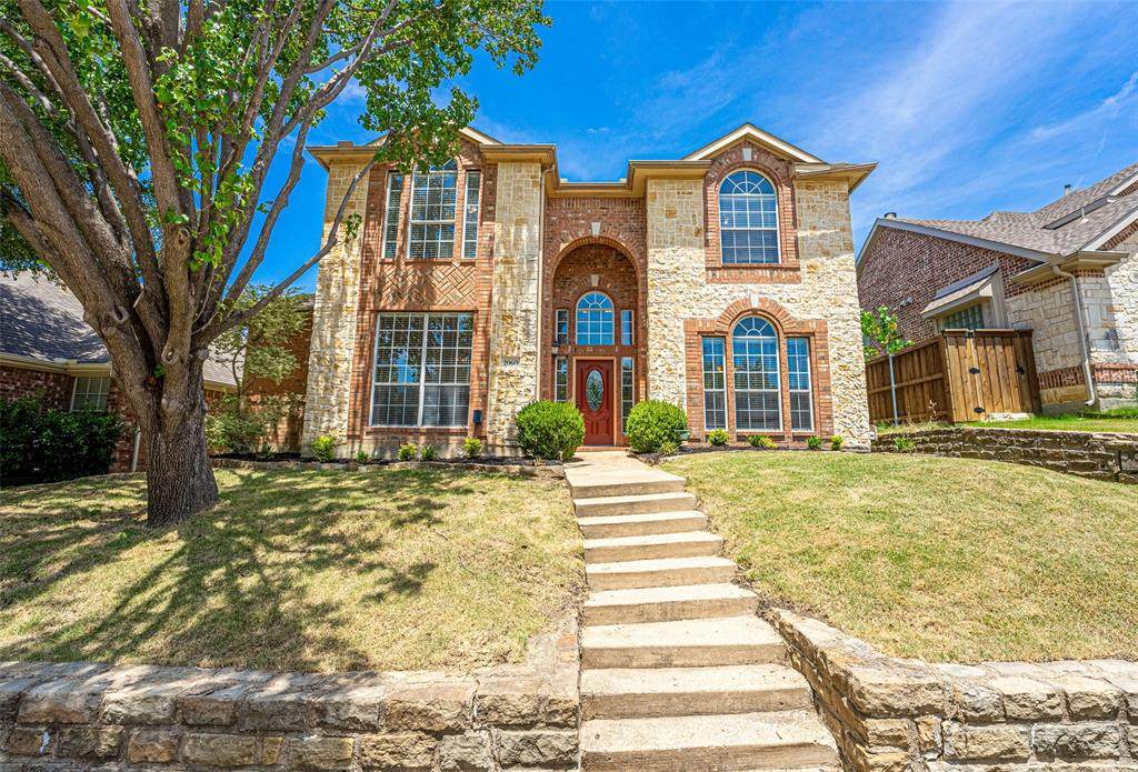 2060 Garden Crest Drive - Photo 1