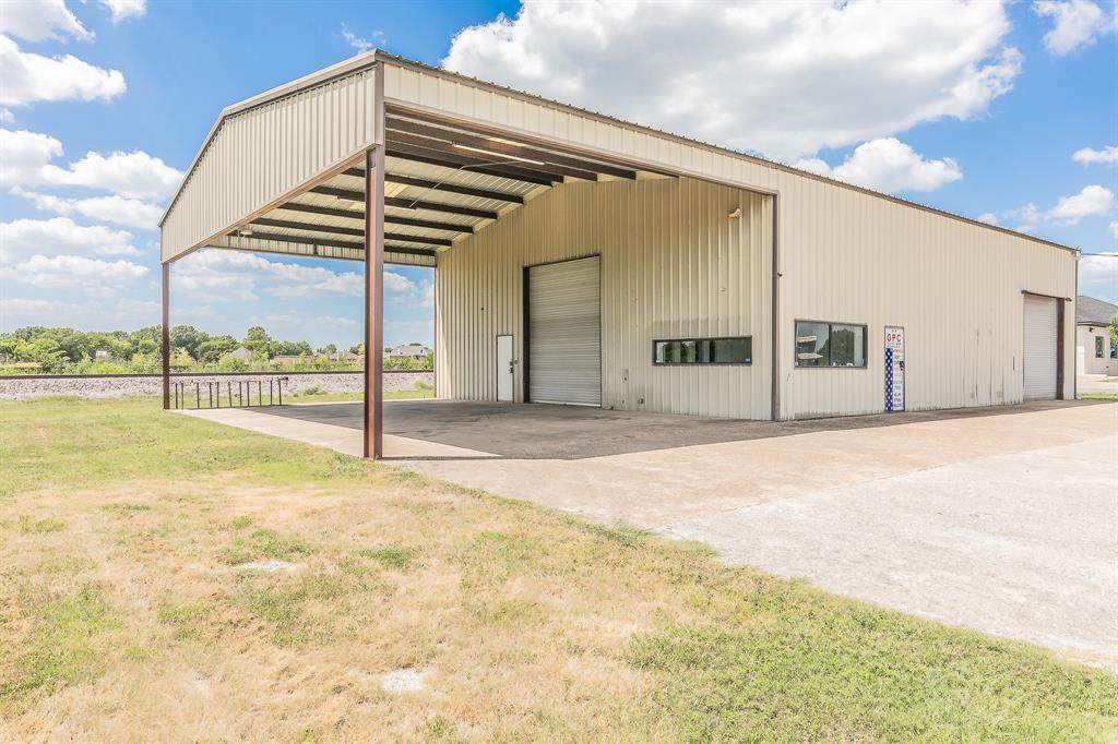 307 State Highway 342 - Photo 1