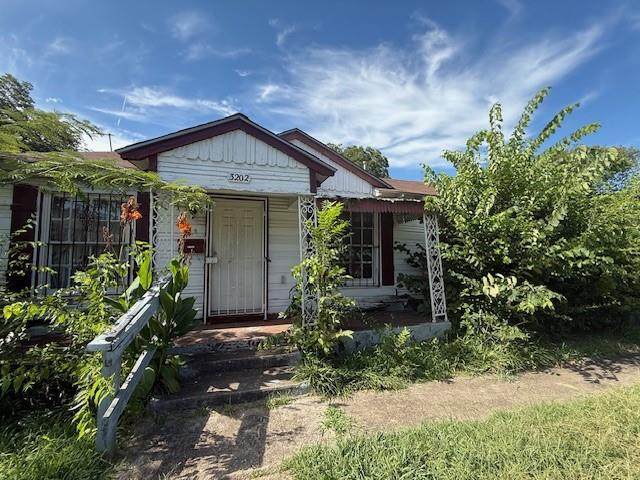3202 Reynolds Avenue - Photo 1