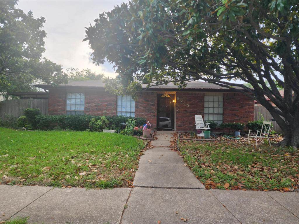 5705 Kerry Lane - Photo 1