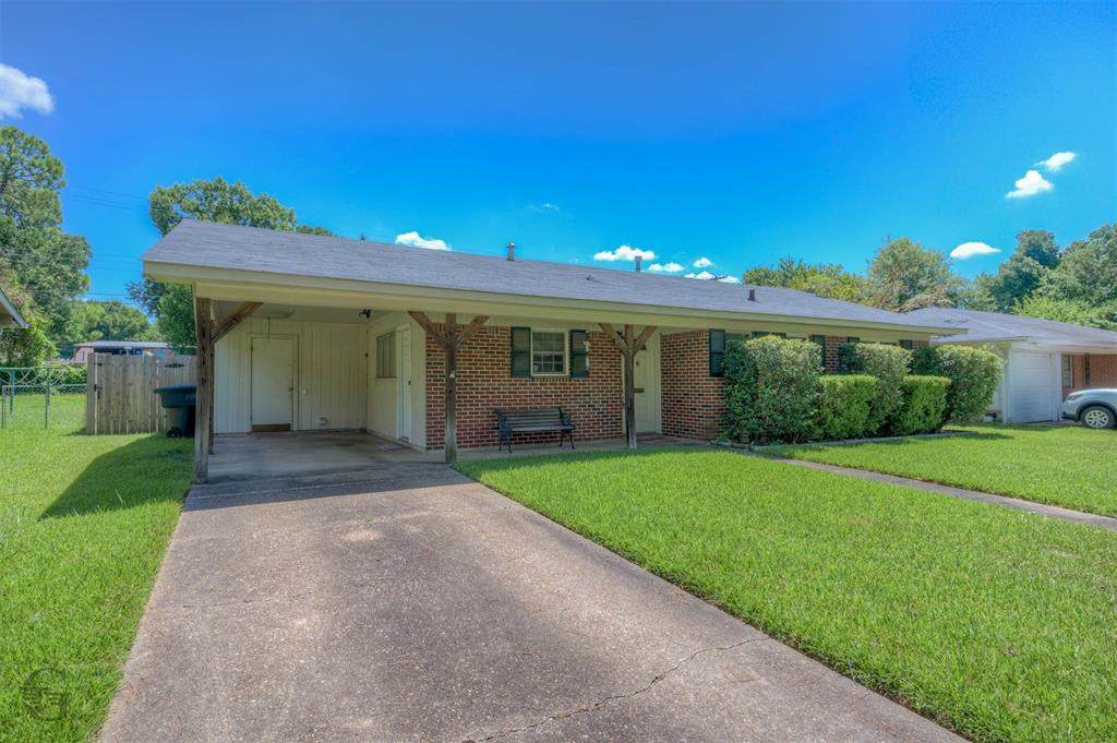 2525 Captain Sawyer Drive - Photo 1