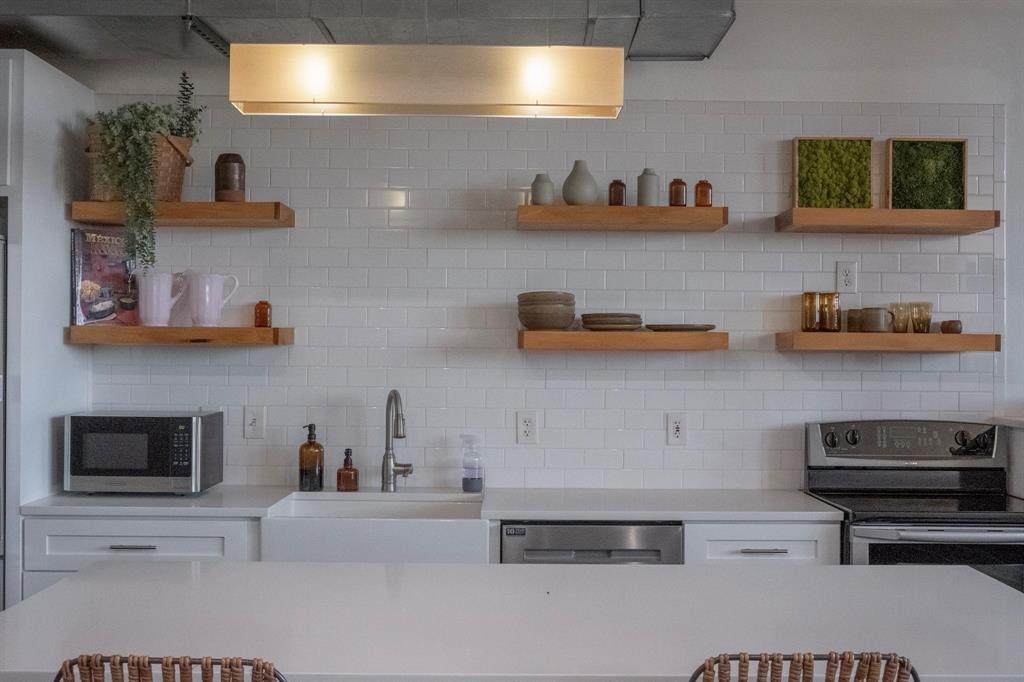 1122 Jackson Street - Photo 1