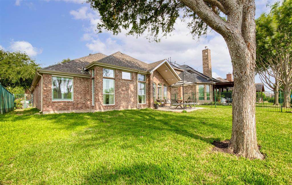 11471 Balcones Drive - Photo 1