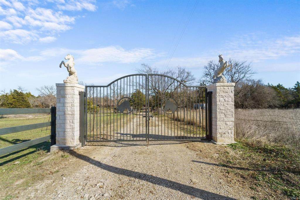 1006 Clark Road - Photo 1