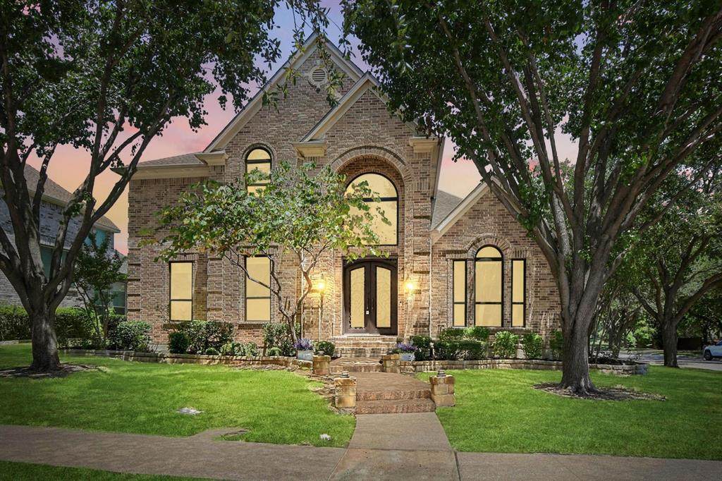 7300 Boxwood Court - Photo 1