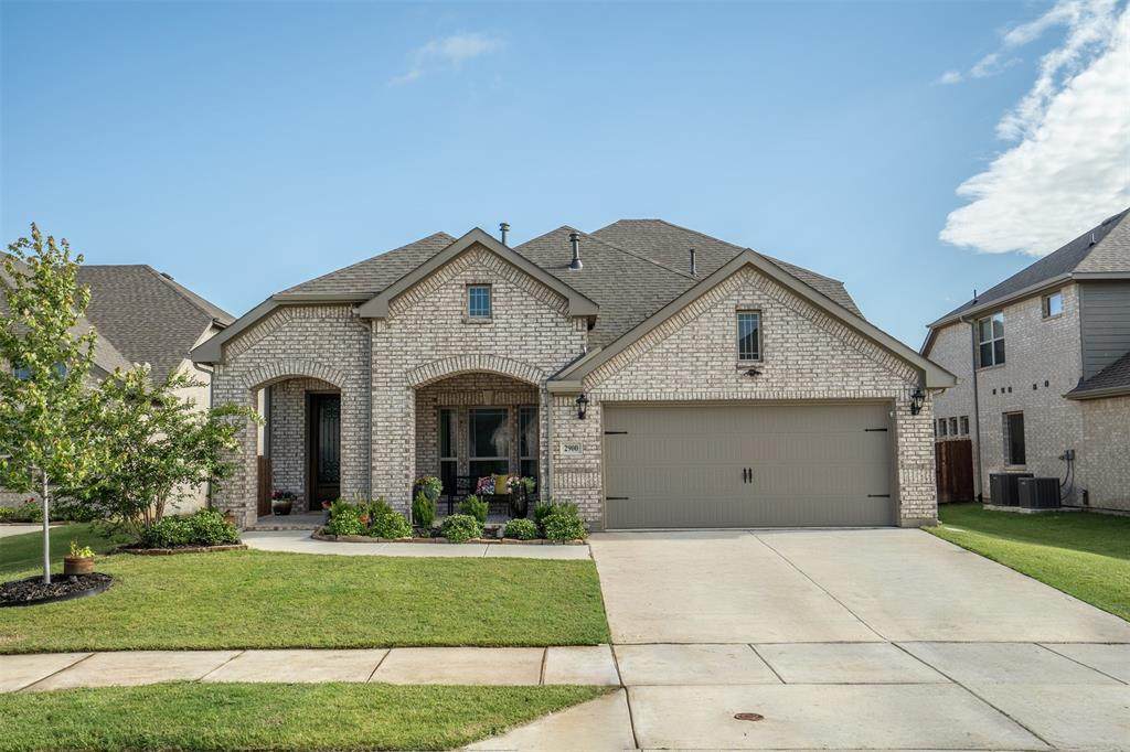 2900 Emerald Trace Drive - Photo 1