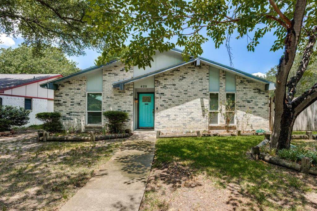 425 Solitude Drive - Photo 1