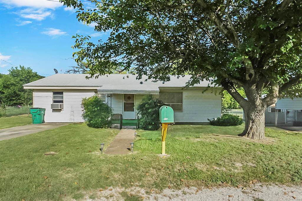 515 Hurt Street - Photo 1