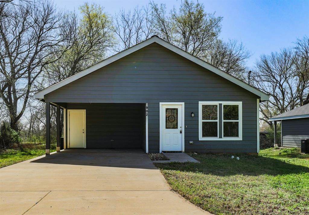 902 Cedar Street - Photo 1